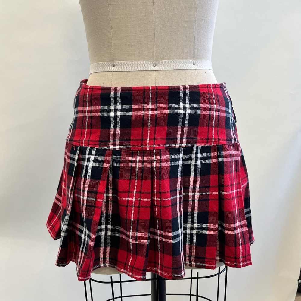 Grunge Low Rise Plaid Pleated Skirt